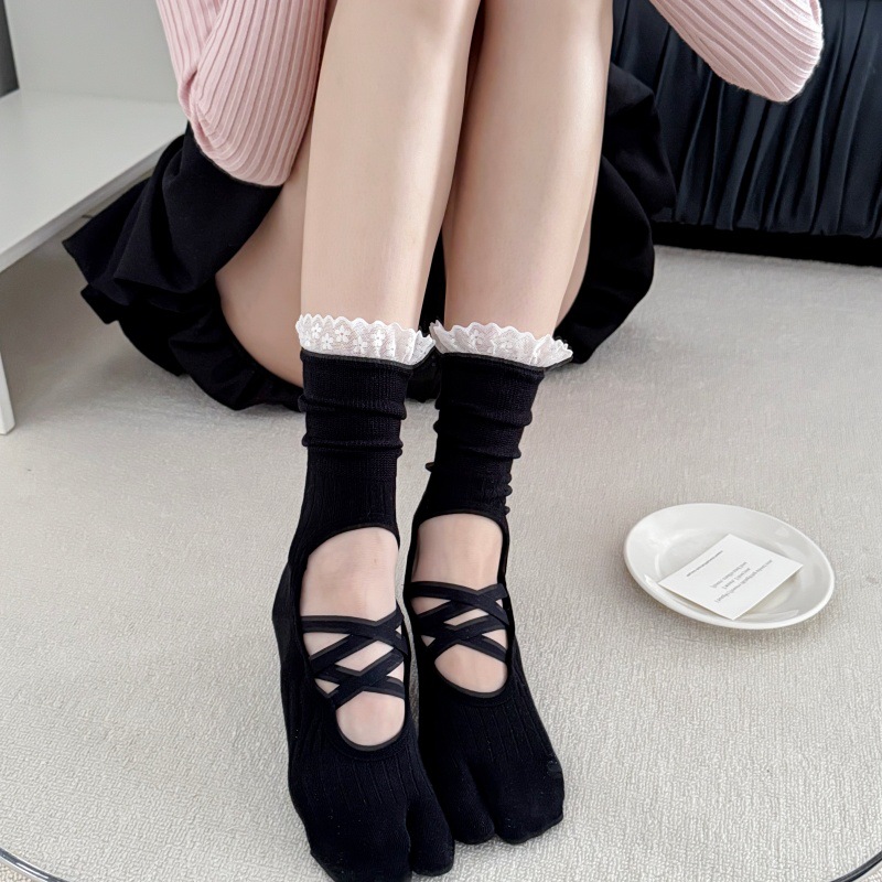 Embellish Knit - Lace Trim Split Toe Yoga Socks